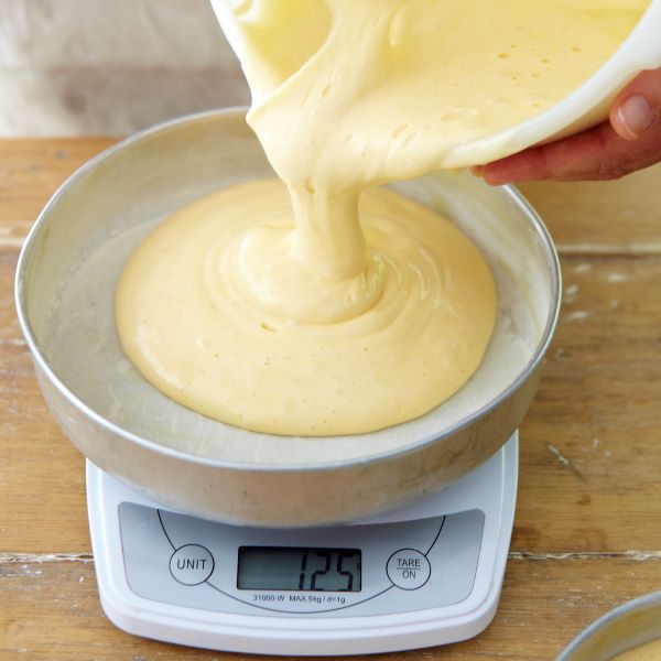Dividing Cake Batter Evenly