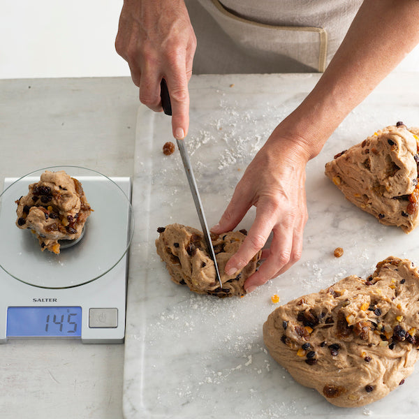Evenly-sized Hot Cross Buns